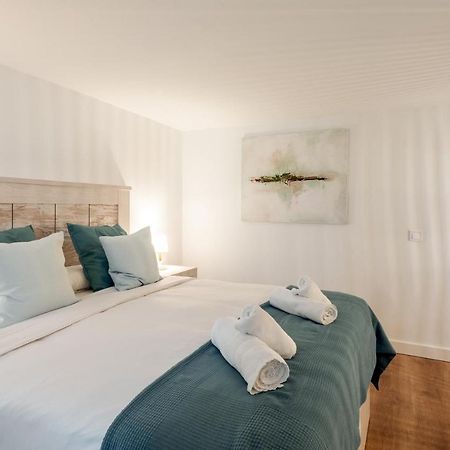 1 Bedroom 1 Bathroom Furnished - Lavapies - Duplex Madrid Bagian luar foto