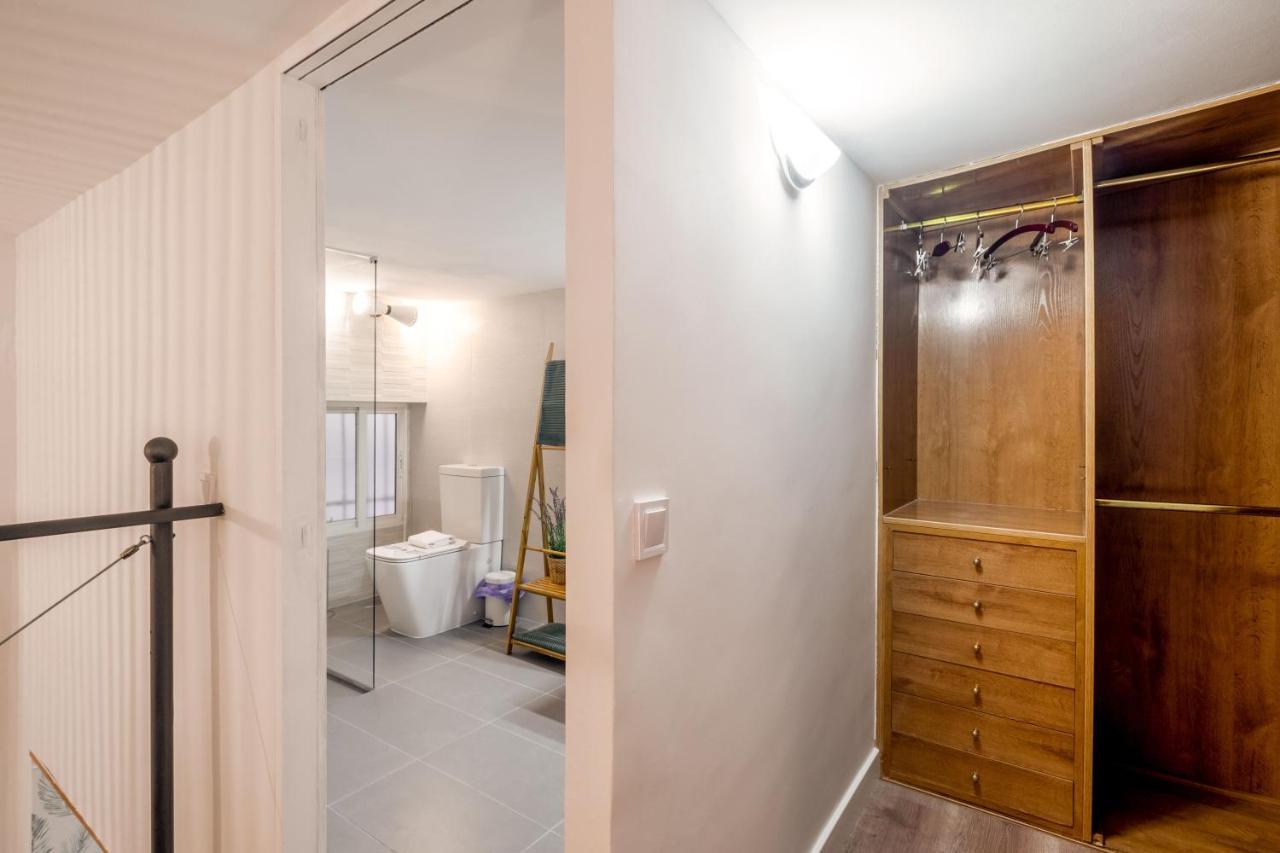 1 Bedroom 1 Bathroom Furnished - Lavapies - Duplex Madrid Bagian luar foto