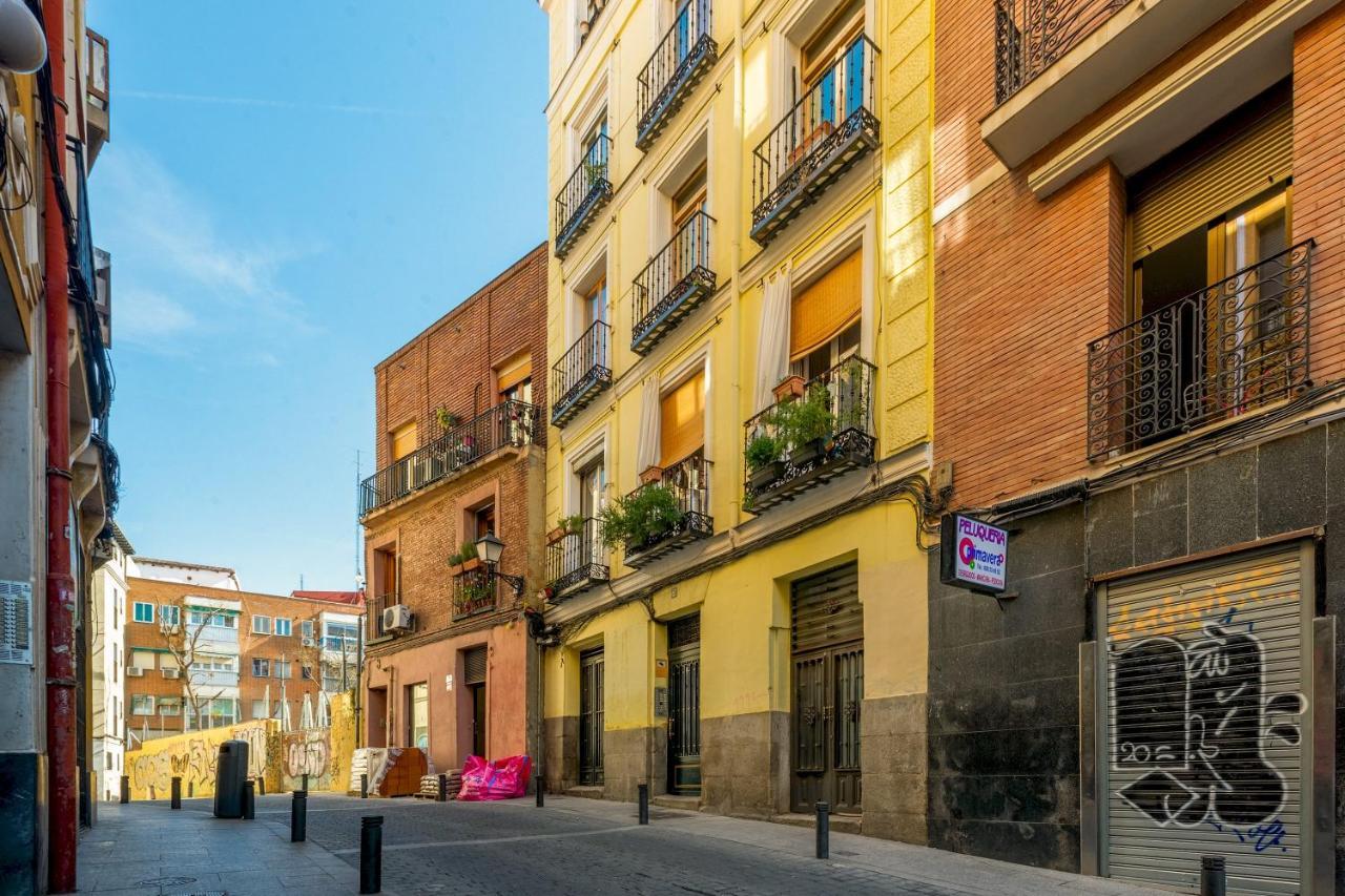1 Bedroom 1 Bathroom Furnished - Lavapies - Duplex Madrid Bagian luar foto
