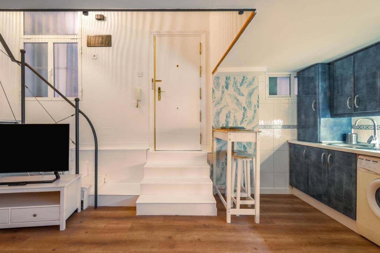 1 Bedroom 1 Bathroom Furnished - Lavapies - Duplex Madrid Bagian luar foto