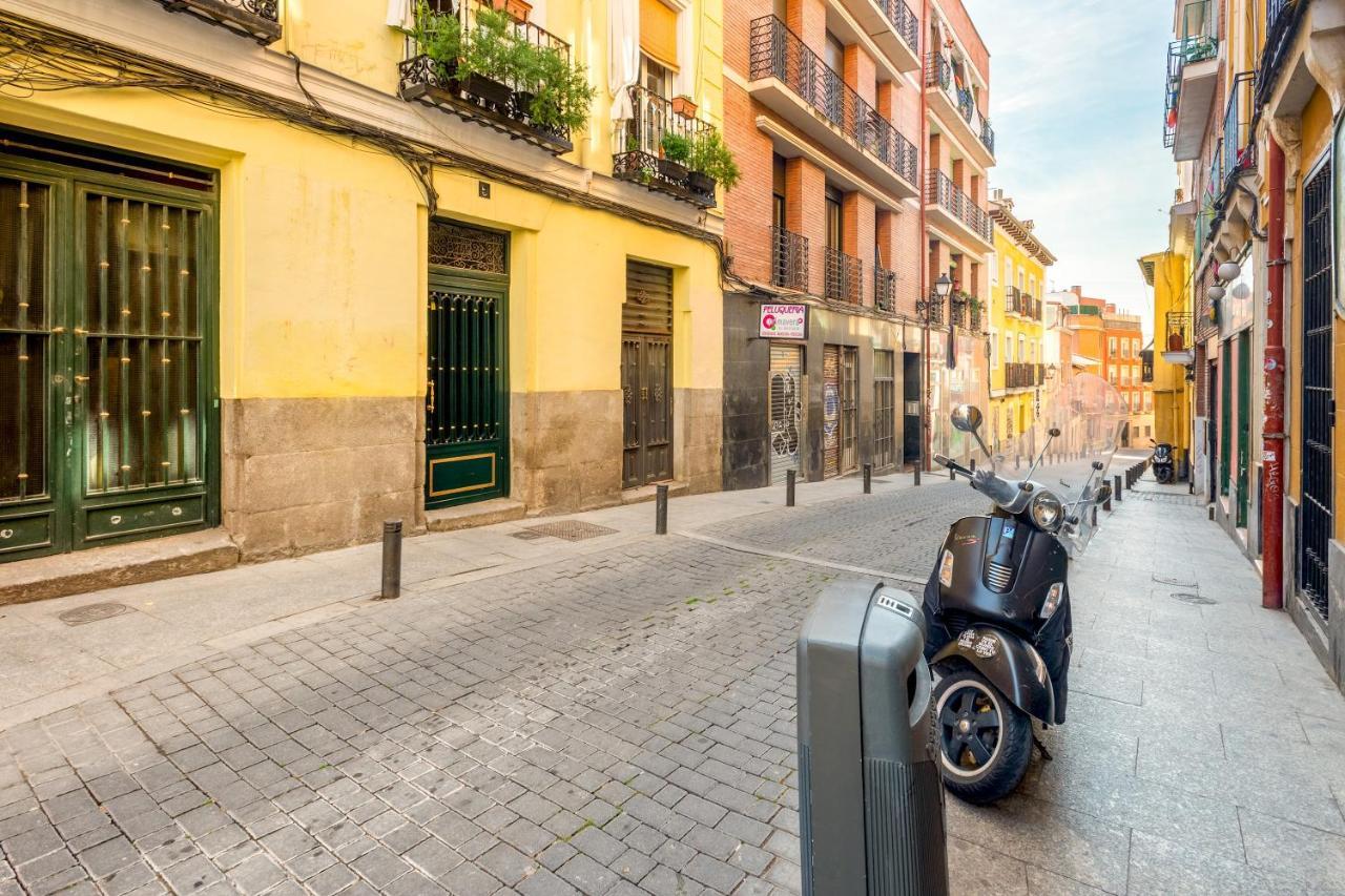 1 Bedroom 1 Bathroom Furnished - Lavapies - Duplex Madrid Bagian luar foto
